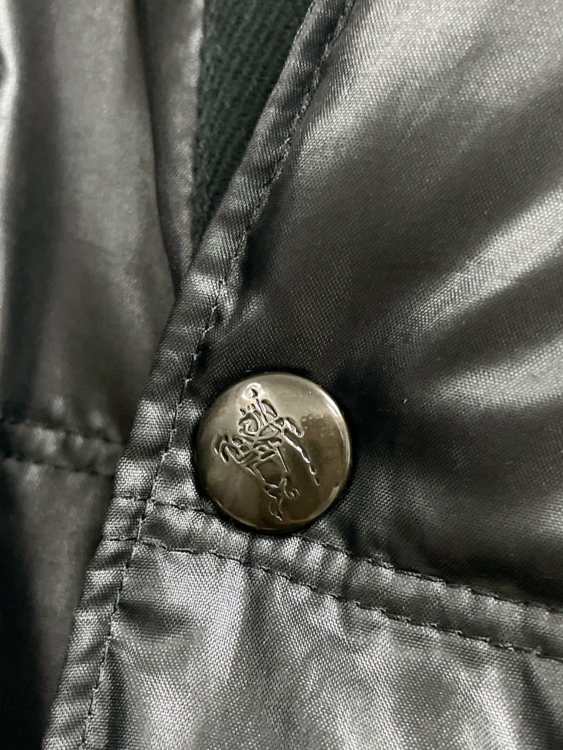 버버리 블랙 패딩 상품이미지9