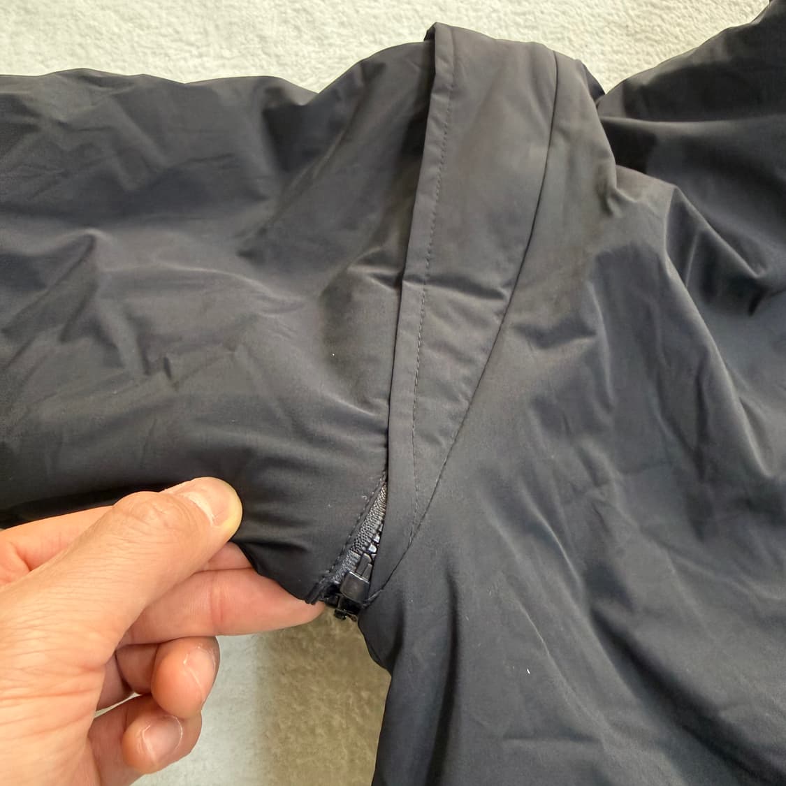 M 엠픽 나일론 디태처블 맨투맨 0313T 상품이미지5