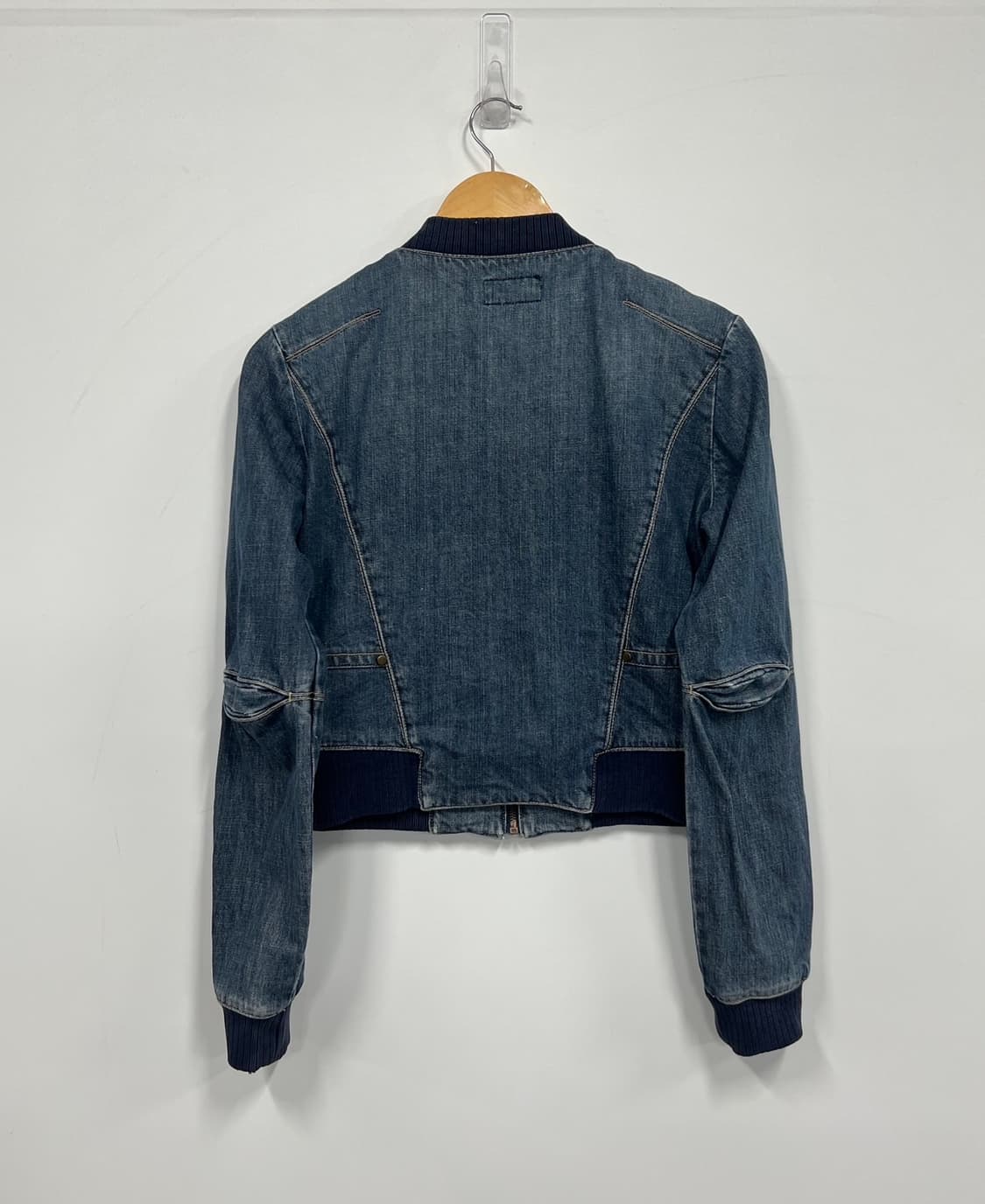 리바이스 엔지니어드 봄버 데님 크롭 자켓 상품이미지9