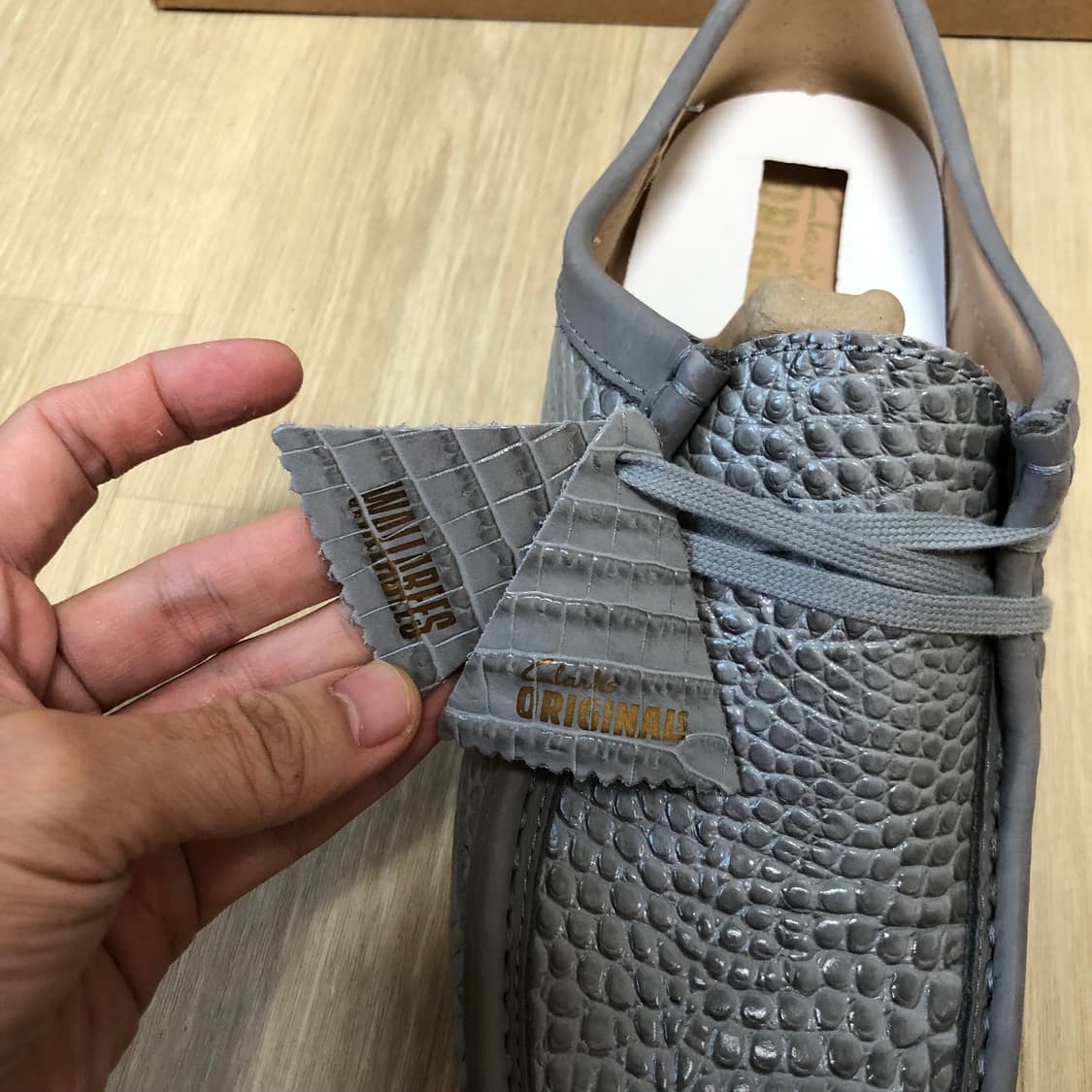 (270) 새상품 클락스 Clarks 왈라비 그레이 크록 레더 상품이미지5
