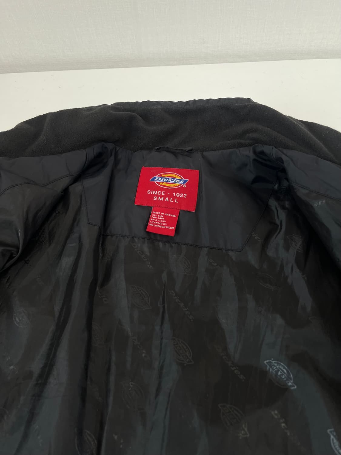 [s] 디키즈 베이직 USA 레드 로고 경량 패딩 상품이미지4