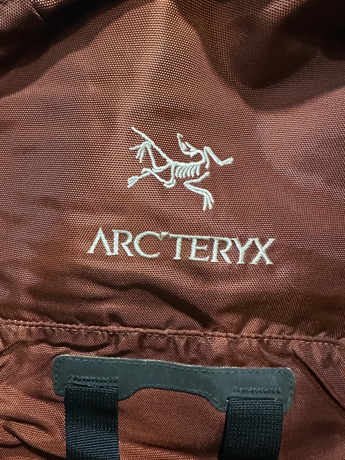 아크테릭스 브라운 백팩 상품이미지4