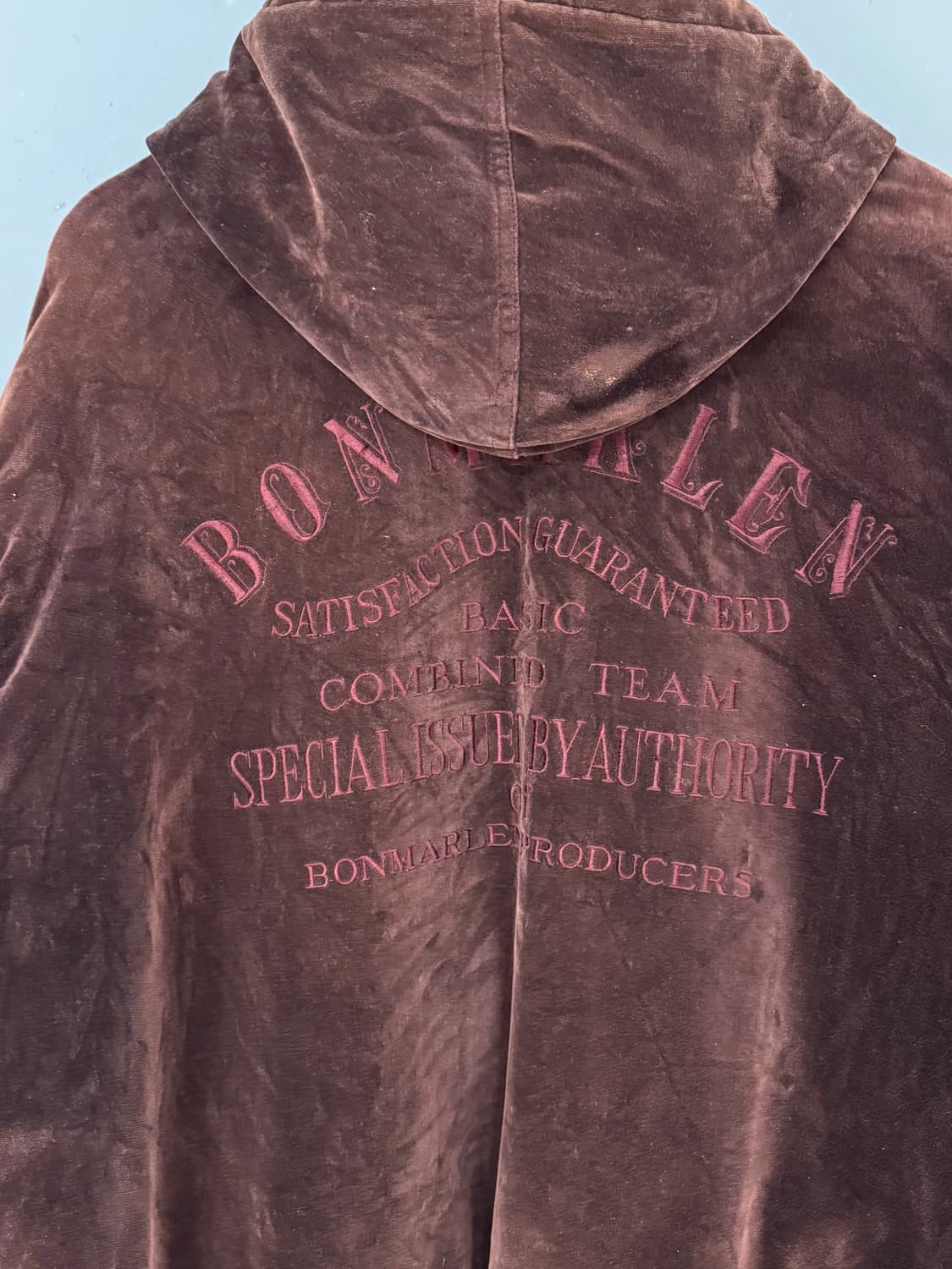 Bonmarlen 레터링 벨벳 후드 집업 자켓  상품이미지9