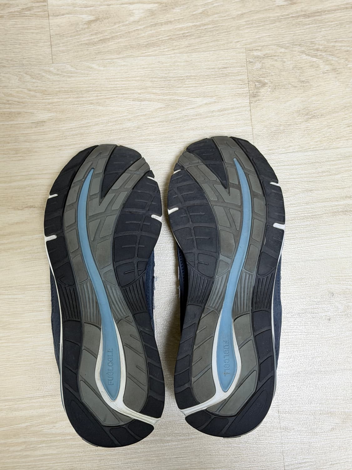 뉴발란스 991v2 다크 네이비 270 상품이미지4
