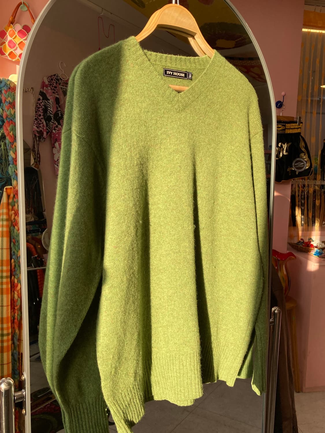 울 100% 올리브 카키 브이넥 니트 상품이미지2