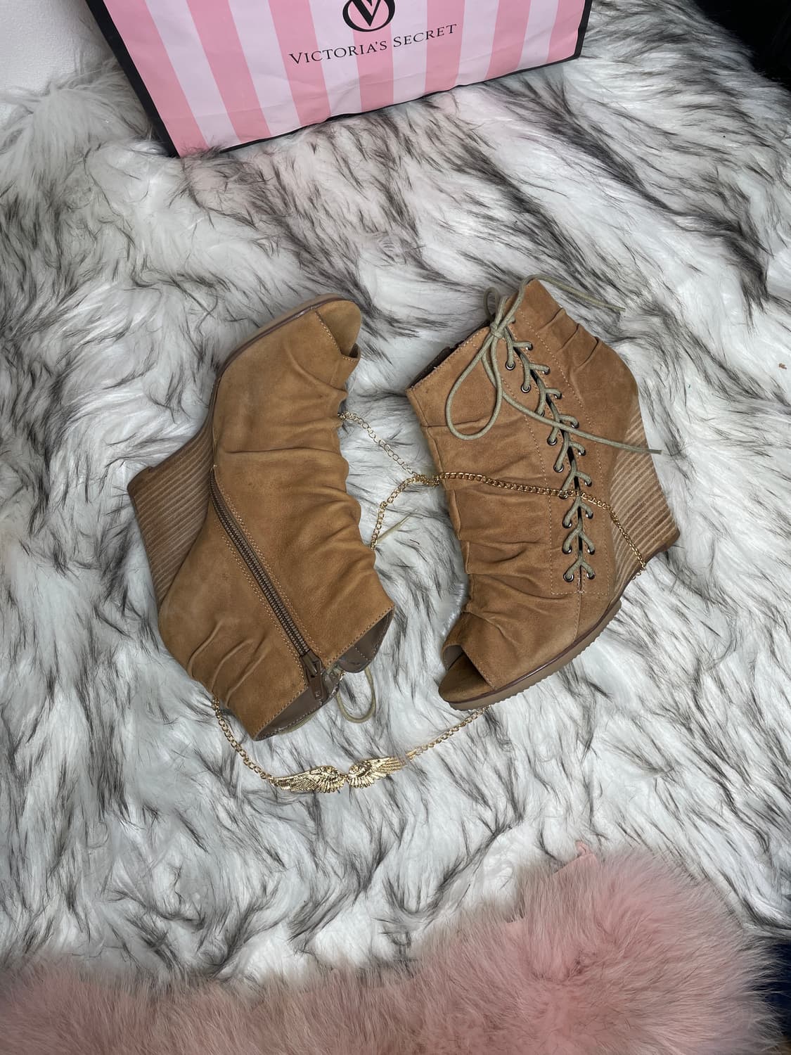 Aldo 스웨이드 셔링 오픈토 앵클 웨지힐 부츠 레이스업 상품이미지2