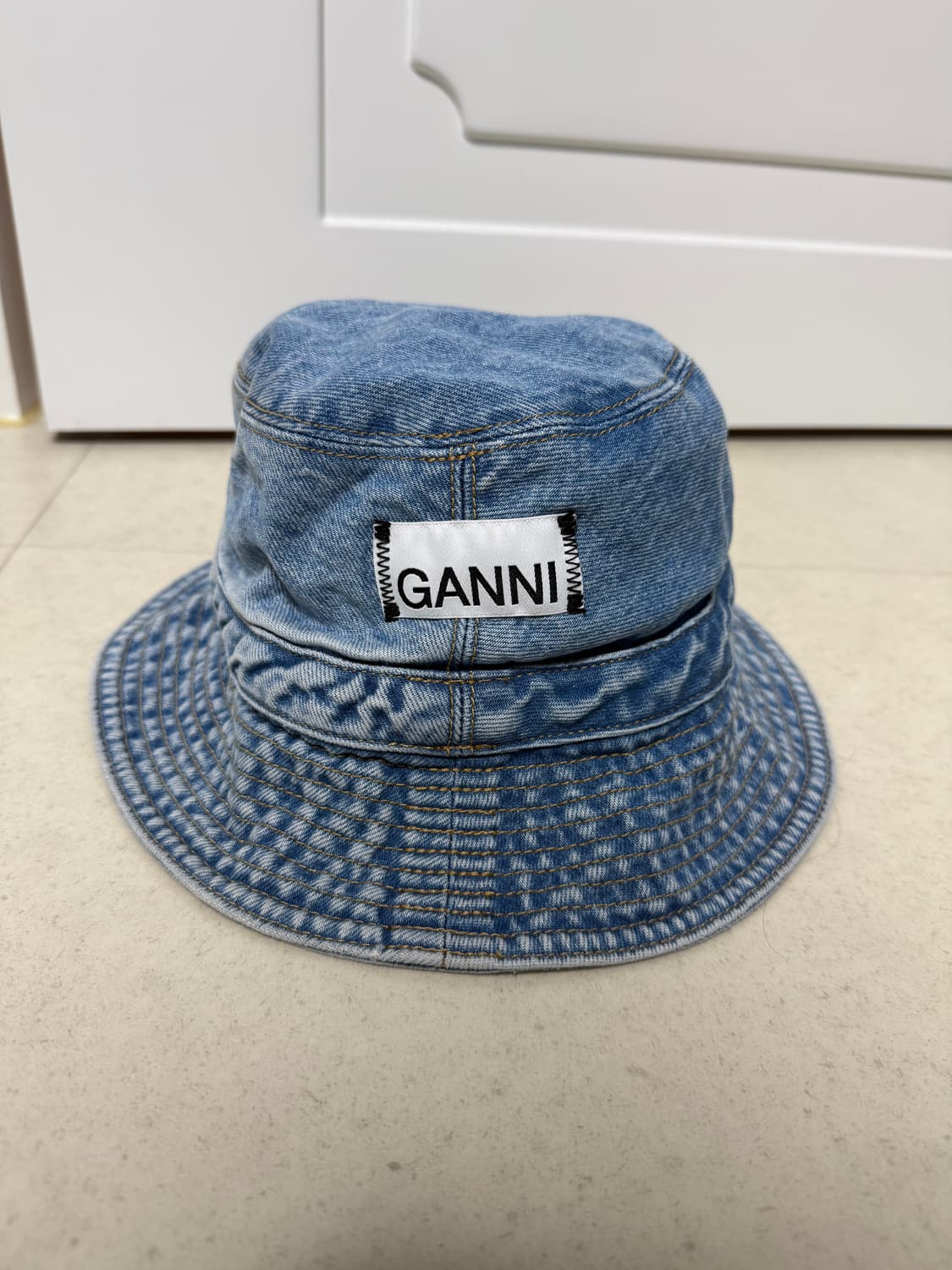 가니(GANNI)데님 버킷햇 상품이미지1