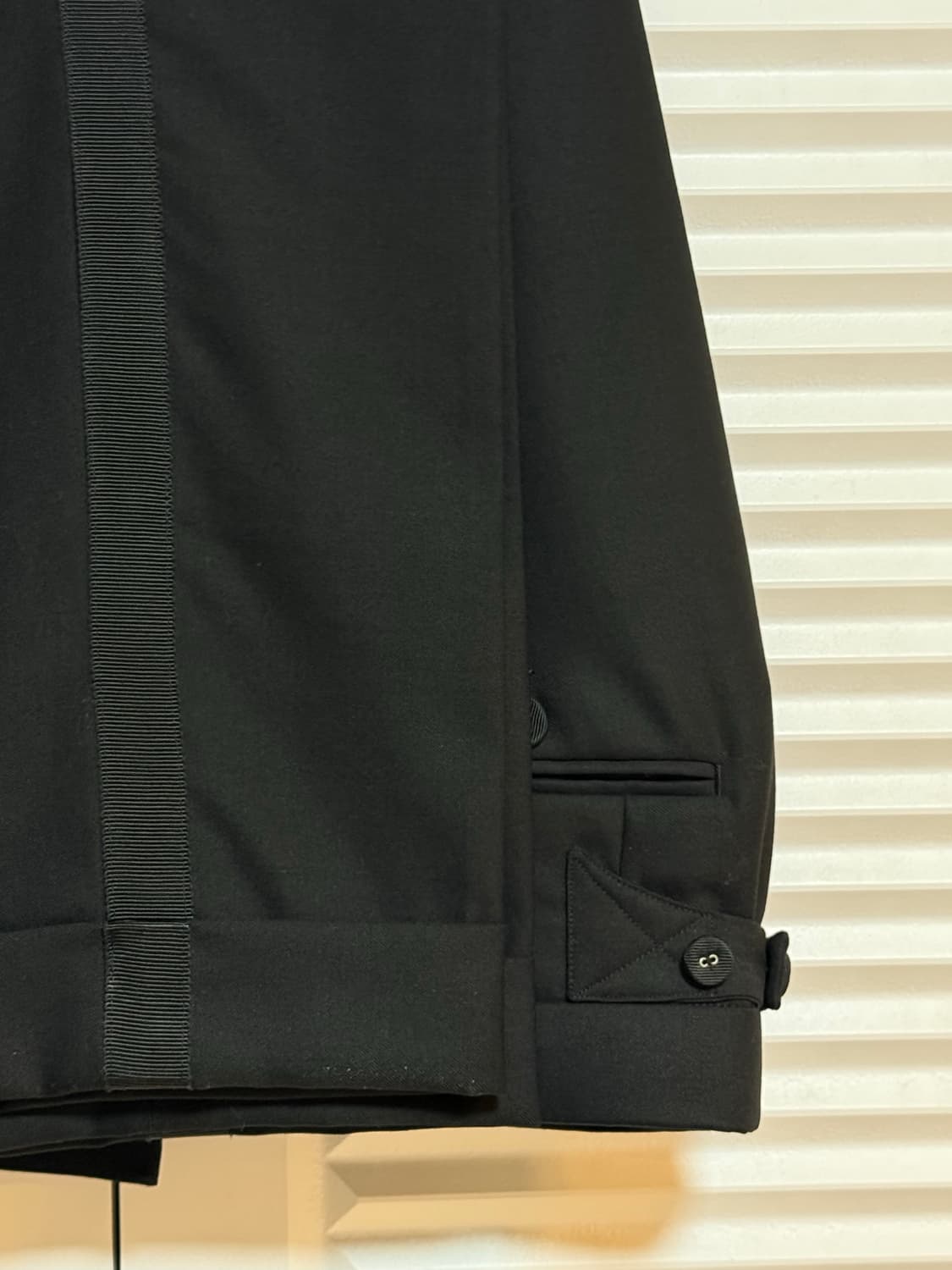 톰브라운 블랙 턱시도 팬츠 (2 size) 상품이미지1