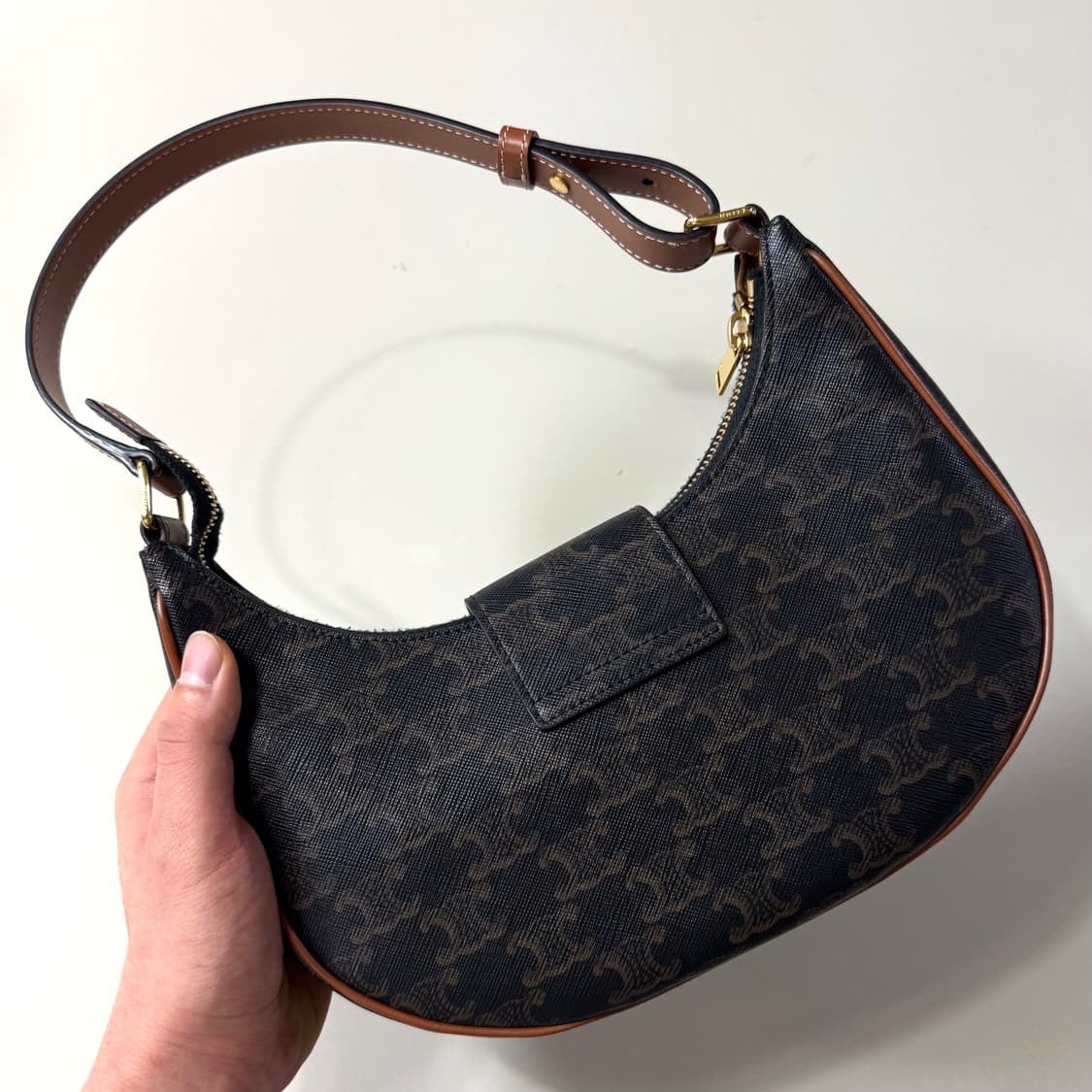 [OS/당일출고]셀린느 트리옹프 아바백 / 숄더백 상품이미지4