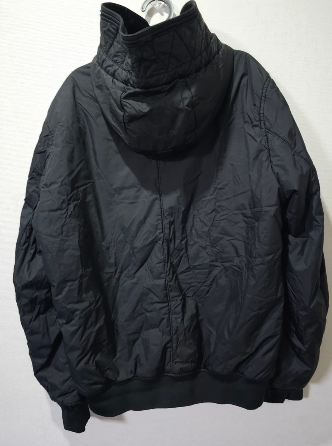 정품 스톤아일랜드 가먼트다이 크링클랩스 점퍼 자켓100 / L 상품이미지4