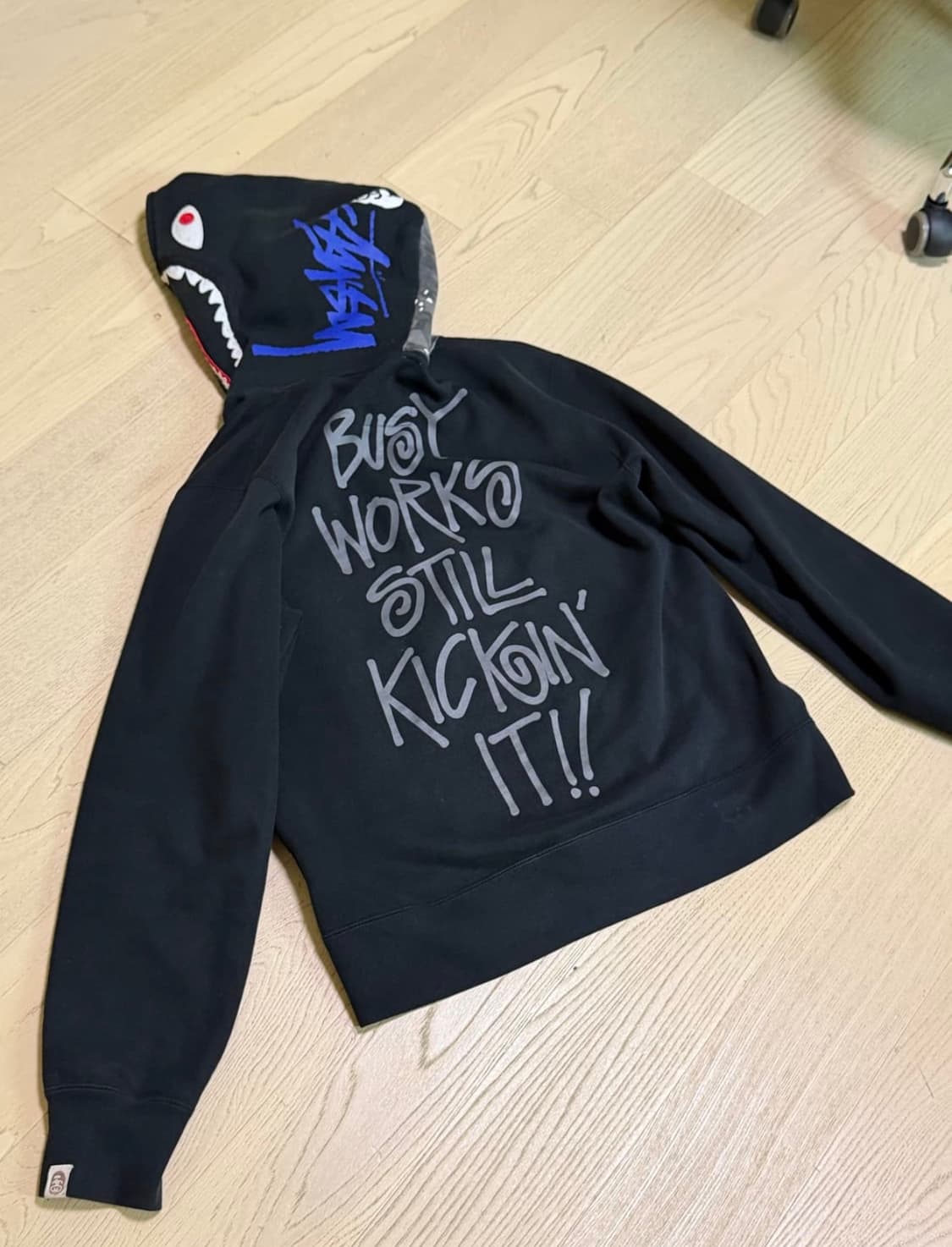 정품]베이프X스투시 콜라보 샤크 후드집업 정품 상품이미지4