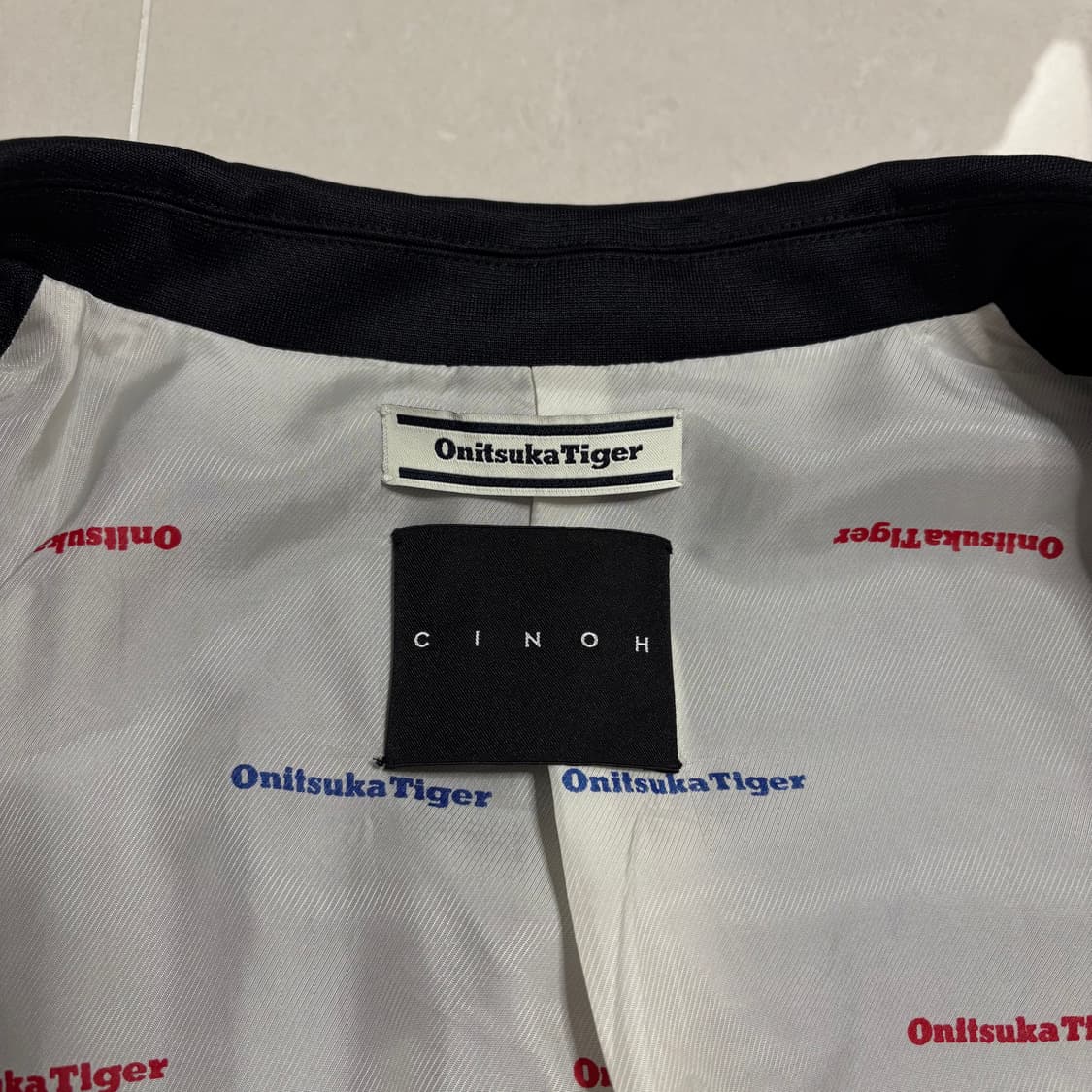 정품 오니츠카타이거 X 치노 사이드라인 블랙 블레이저 자켓 상품이미지9