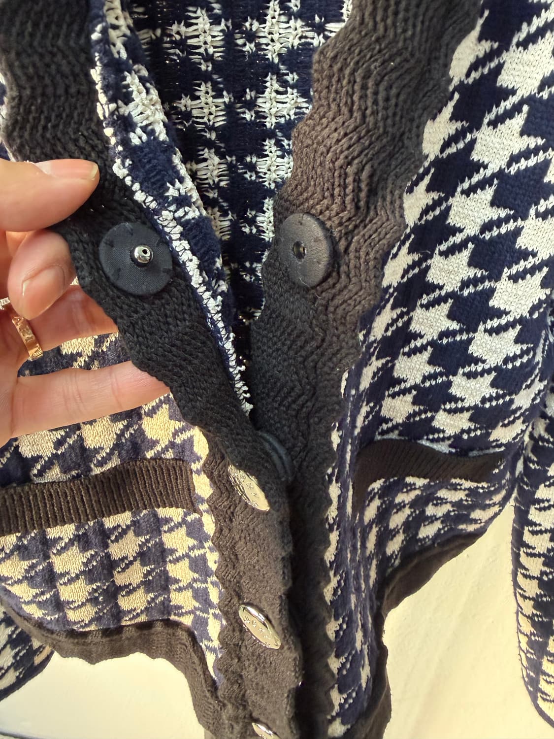 정품) 럭키슈에뜨 21ss 하운드체크 가디건 F 상품이미지5