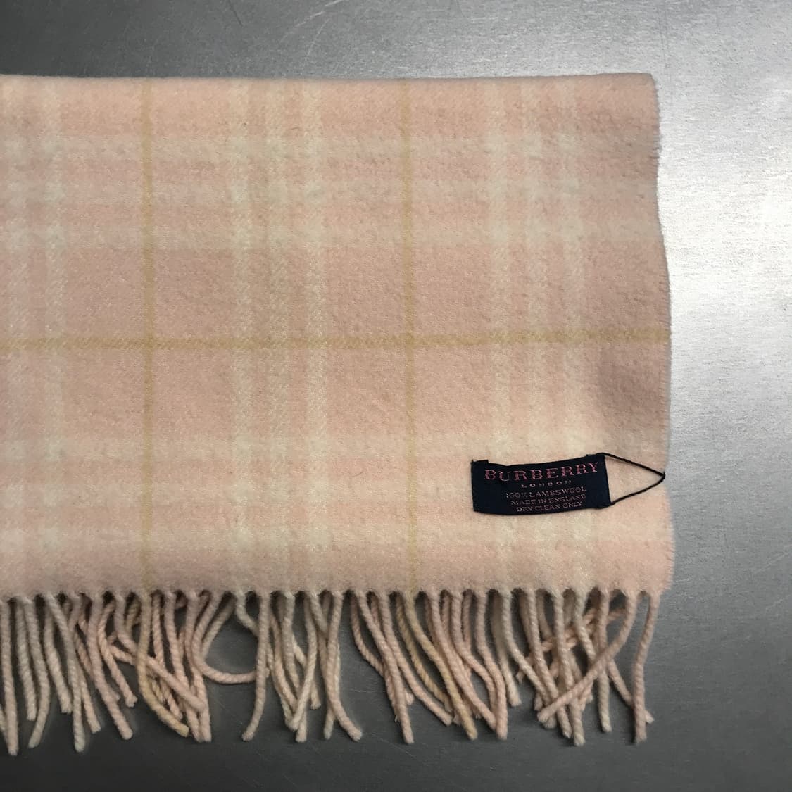 버버리 정품 램스울 머플러 핑크 상품이미지3