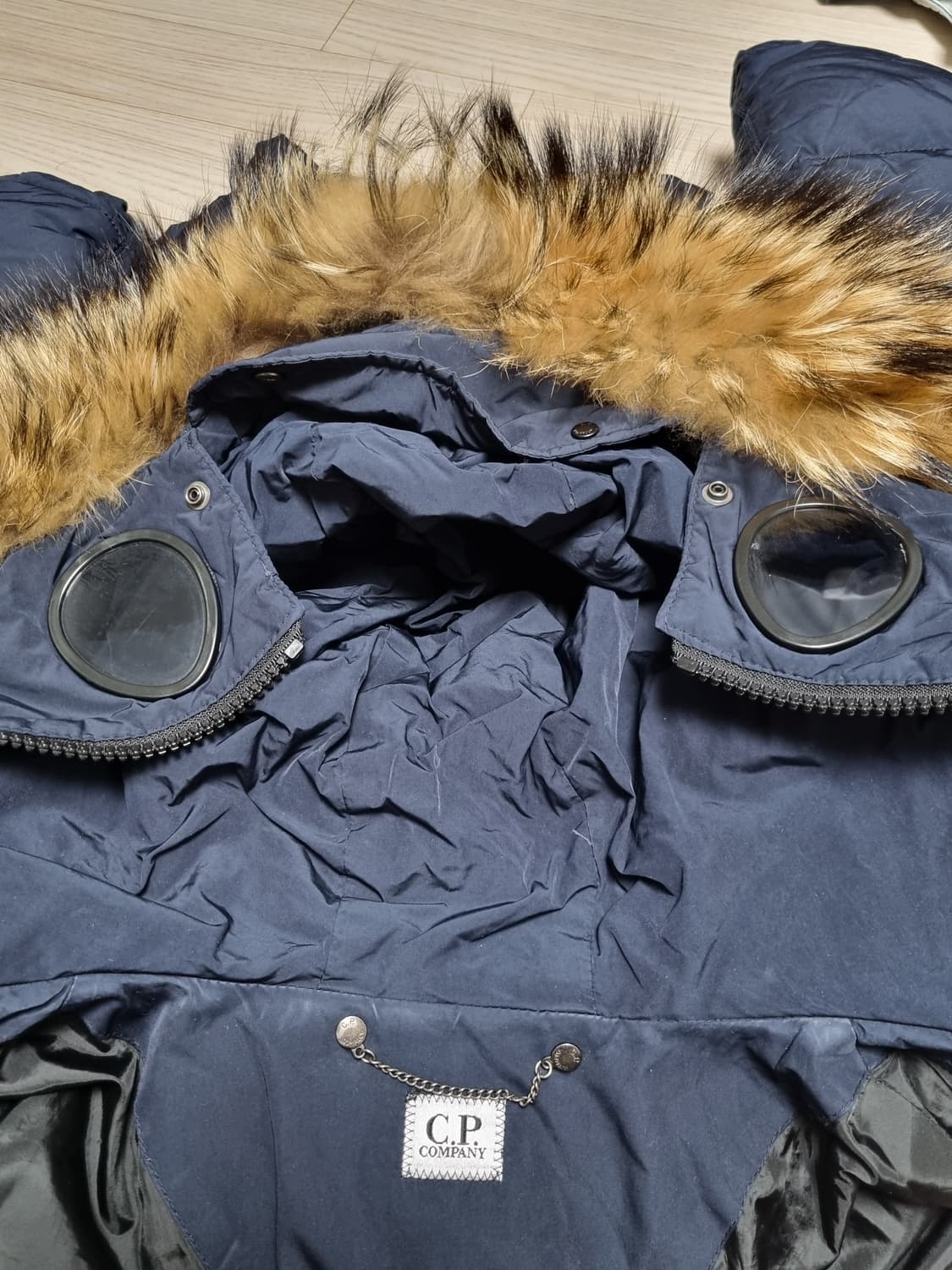 cp컴퍼니 고글 노르지패딩 상품이미지3