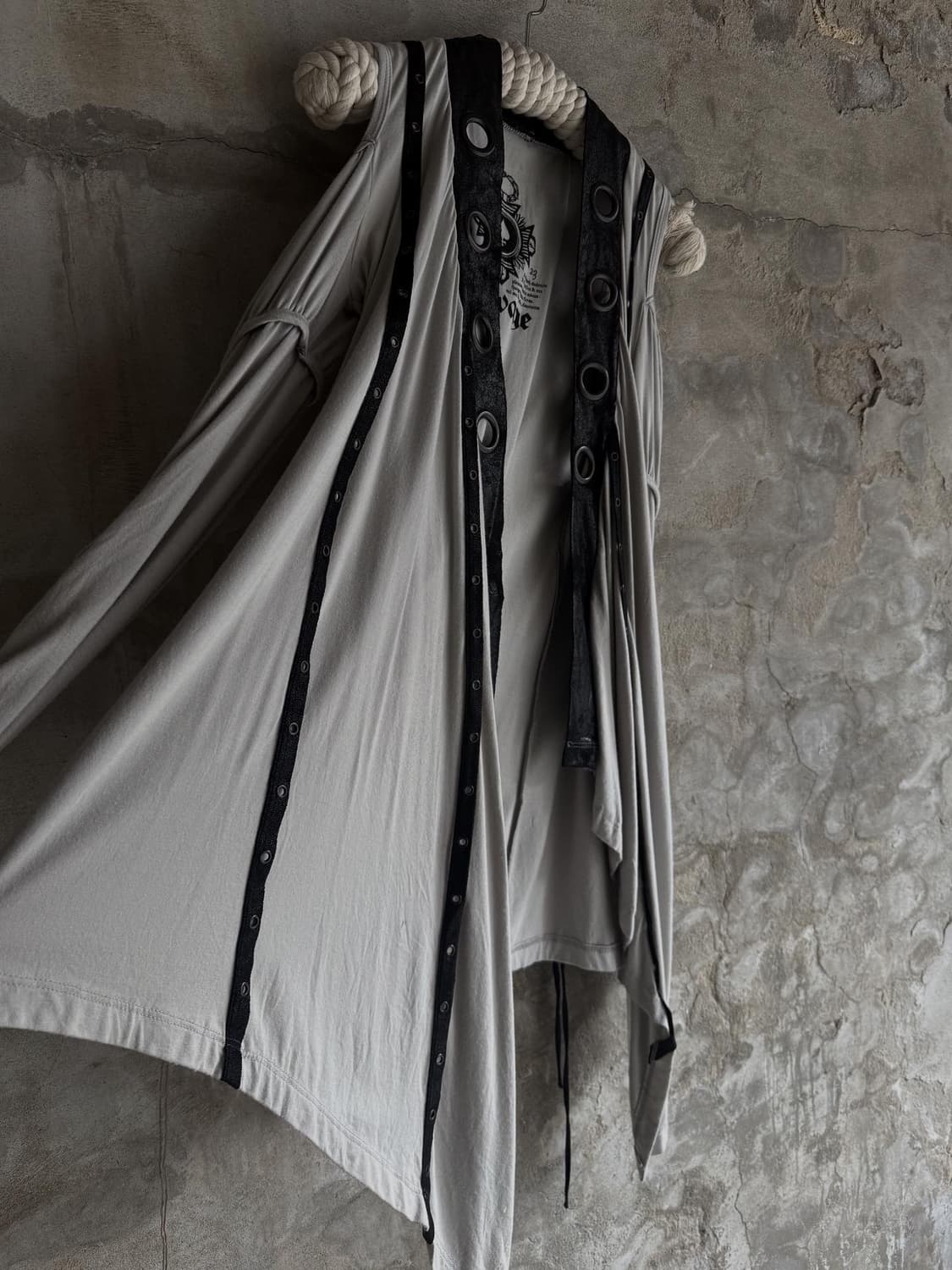 Salvage Eyelet Detail Cardigan 상품이미지1