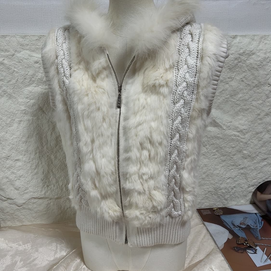 빈티지 순결한 폭스퍼후드 토끼털 꽈배기 니트 조끼 베스트 상품이미지2