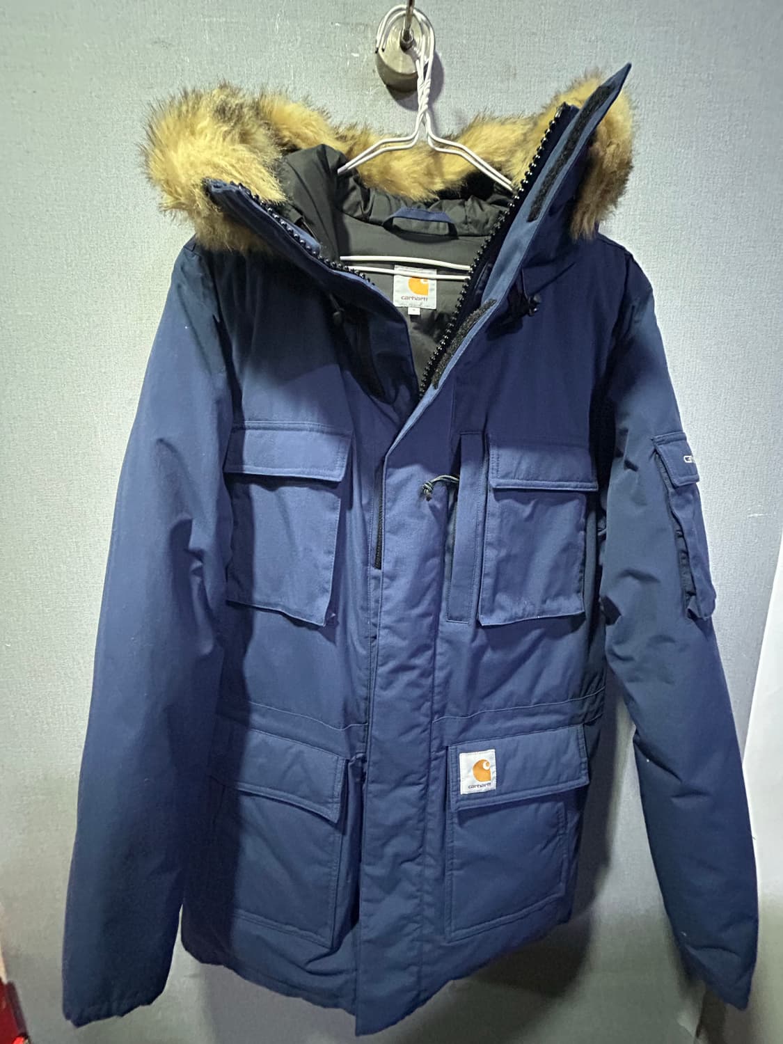 칼하트 네이비 퍼 후드 패딩 자켓 상품이미지1