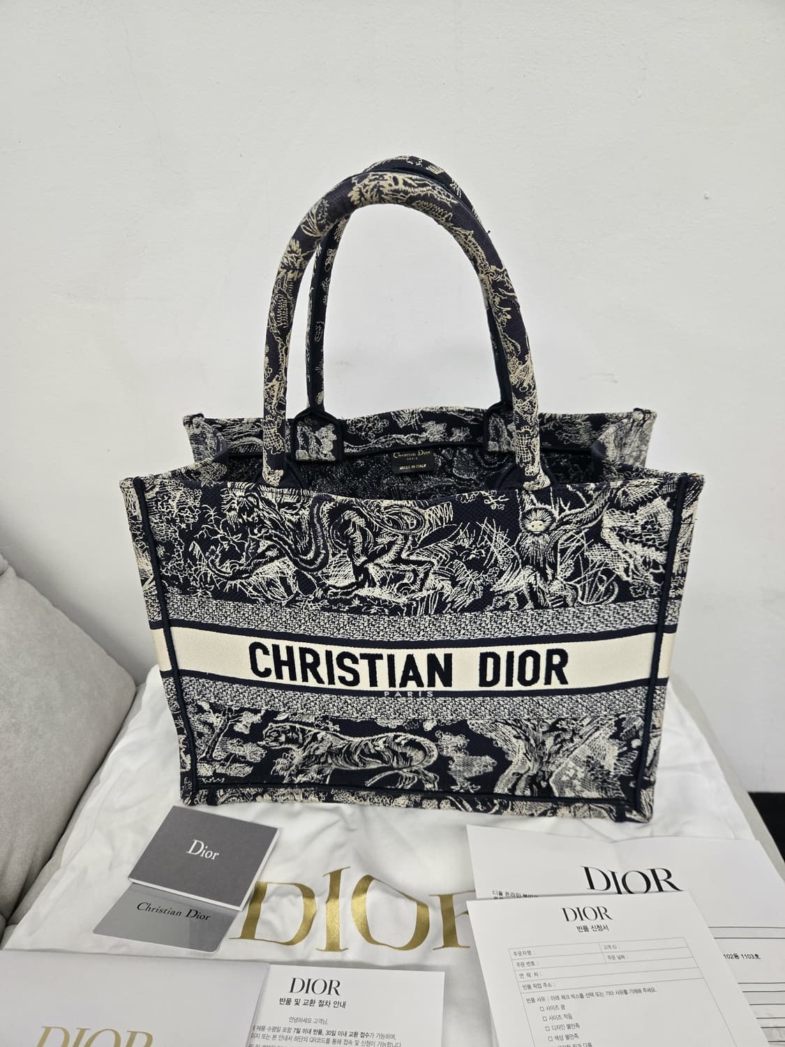 [보증서 정품] 디올 트와일라잇 북토트백 미디움 상품이미지7