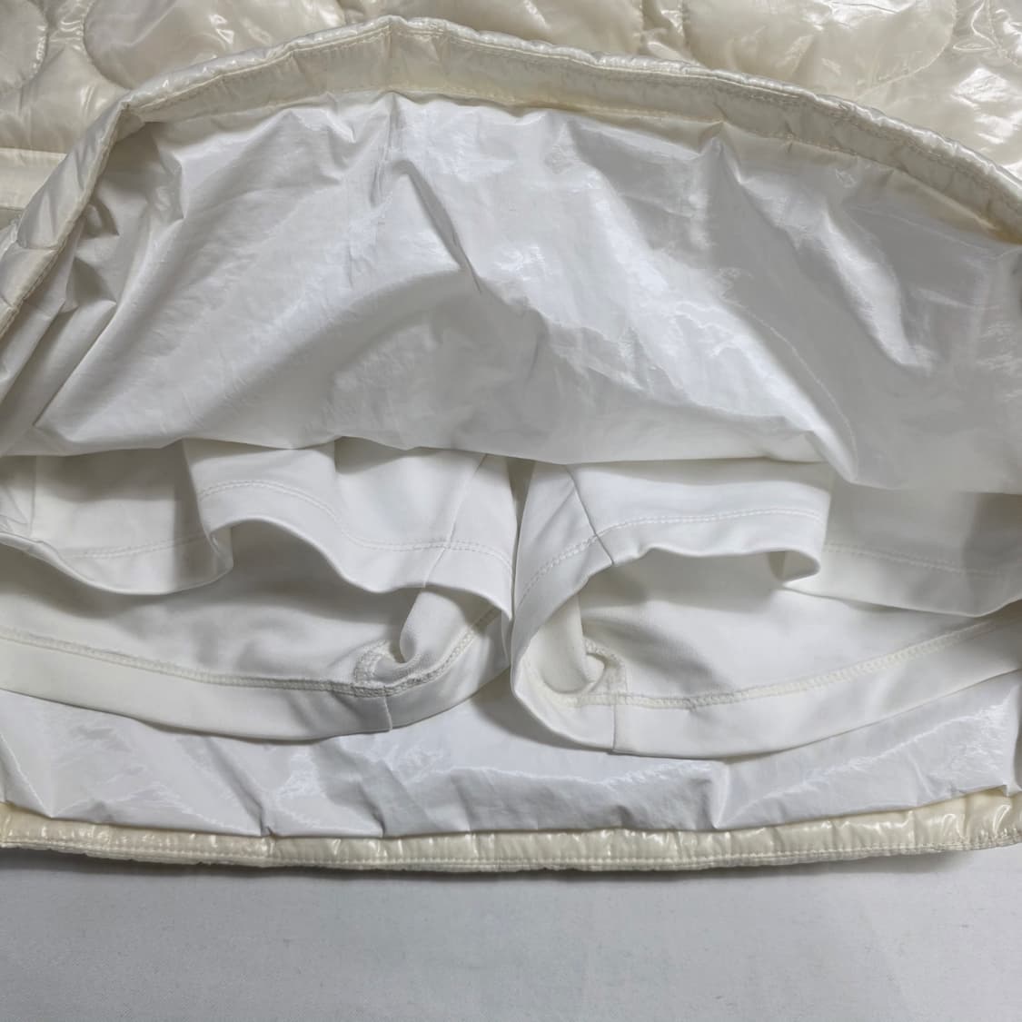 1067 데상트 골프 A라인 퀼팅 다운 스커트 상품이미지6