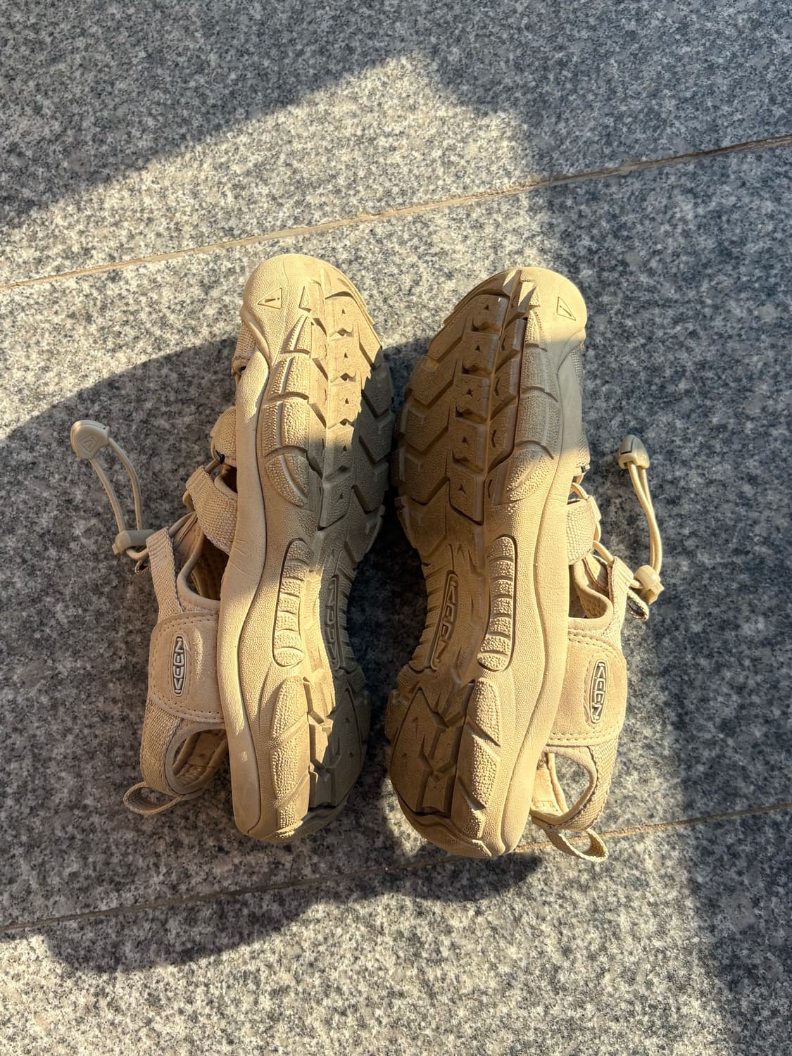 Keen 킨 뉴포트 H2 샌들 Safari 240사이즈 상품이미지3
