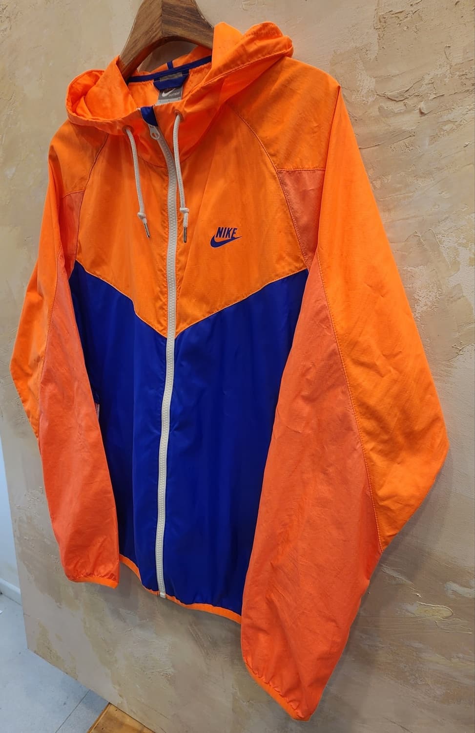나이키 후드 바람막이 운동복  상품이미지3