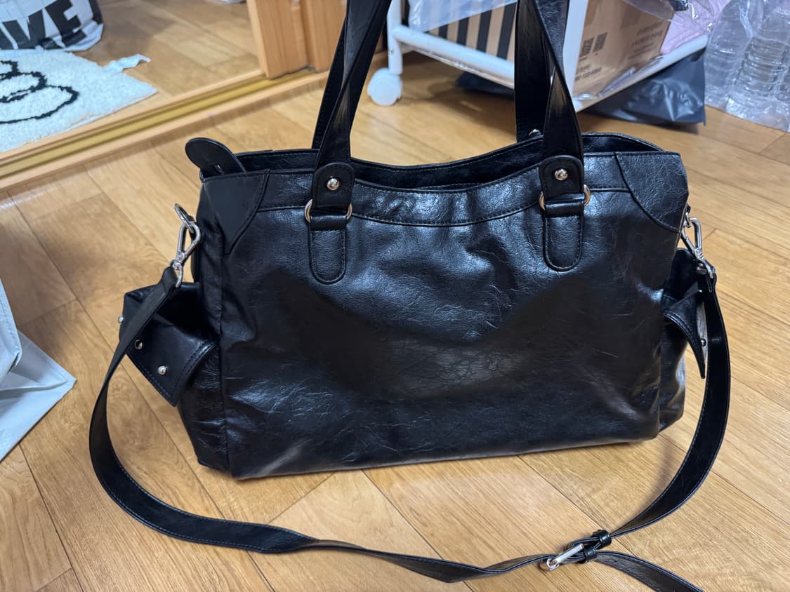 다이닛 스터드 포켓 빅백 블랙 상품이미지2