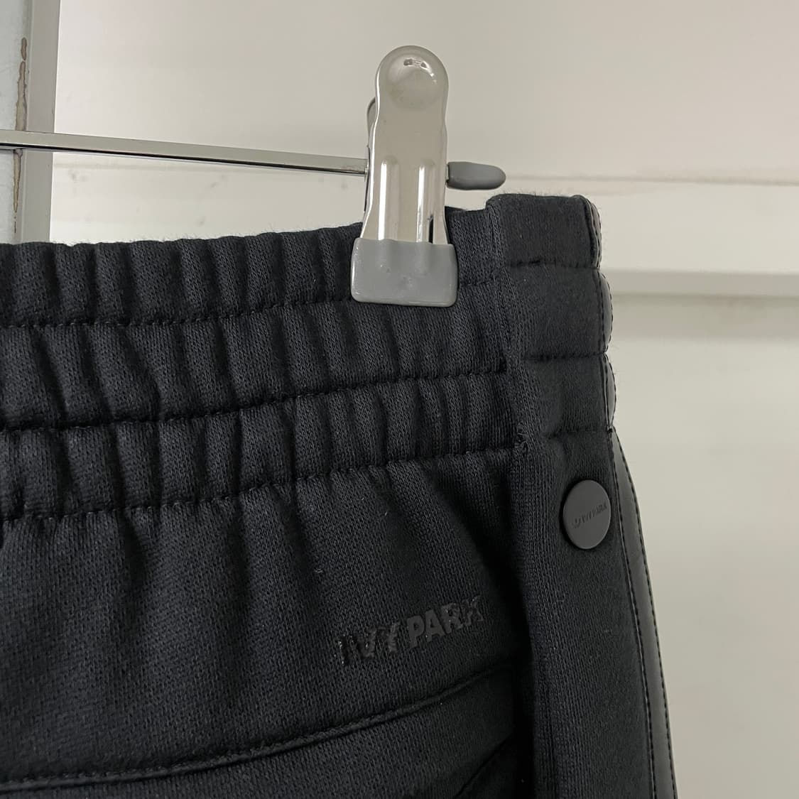 아디다스 아이비파크 트레이닝 팬츠 새상품 M 상품이미지6