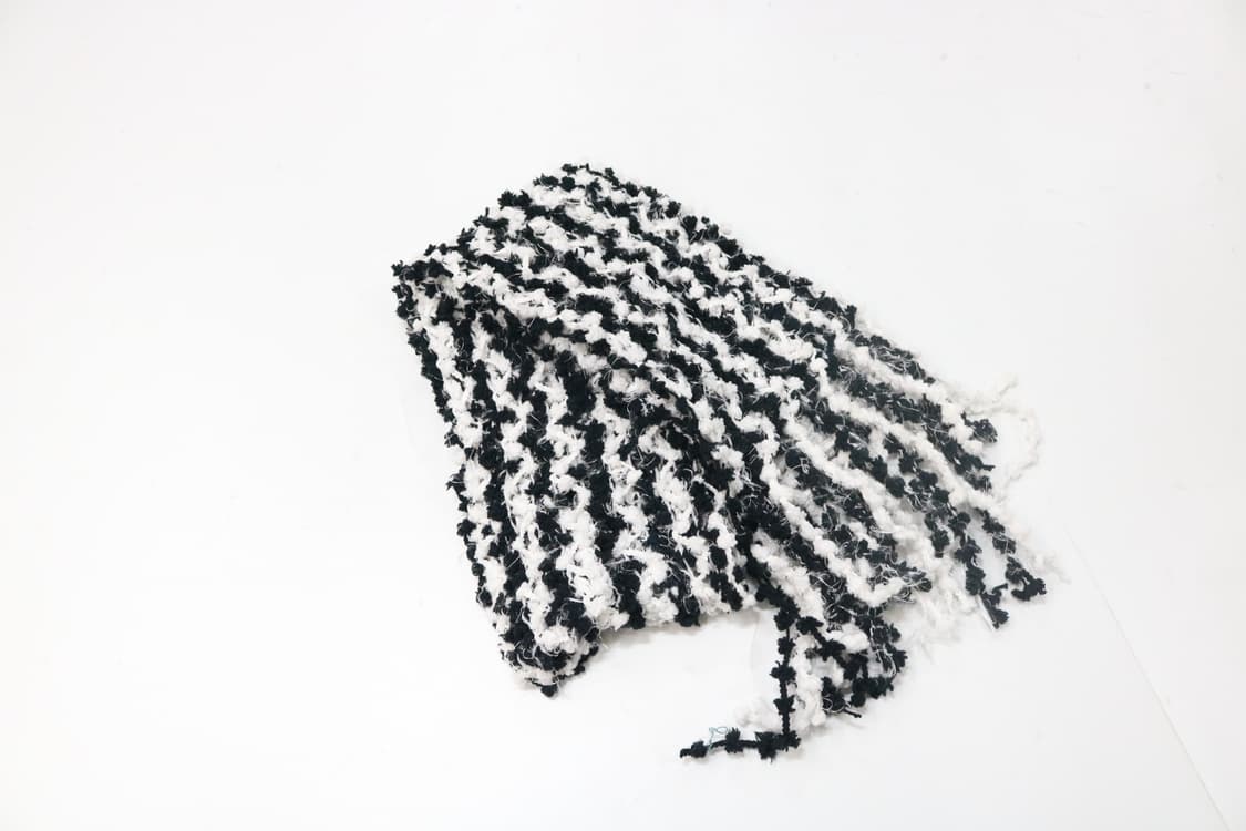 티지 블랙 앤 화이트 팝콘 니트 믹스 머플러 상품이미지4