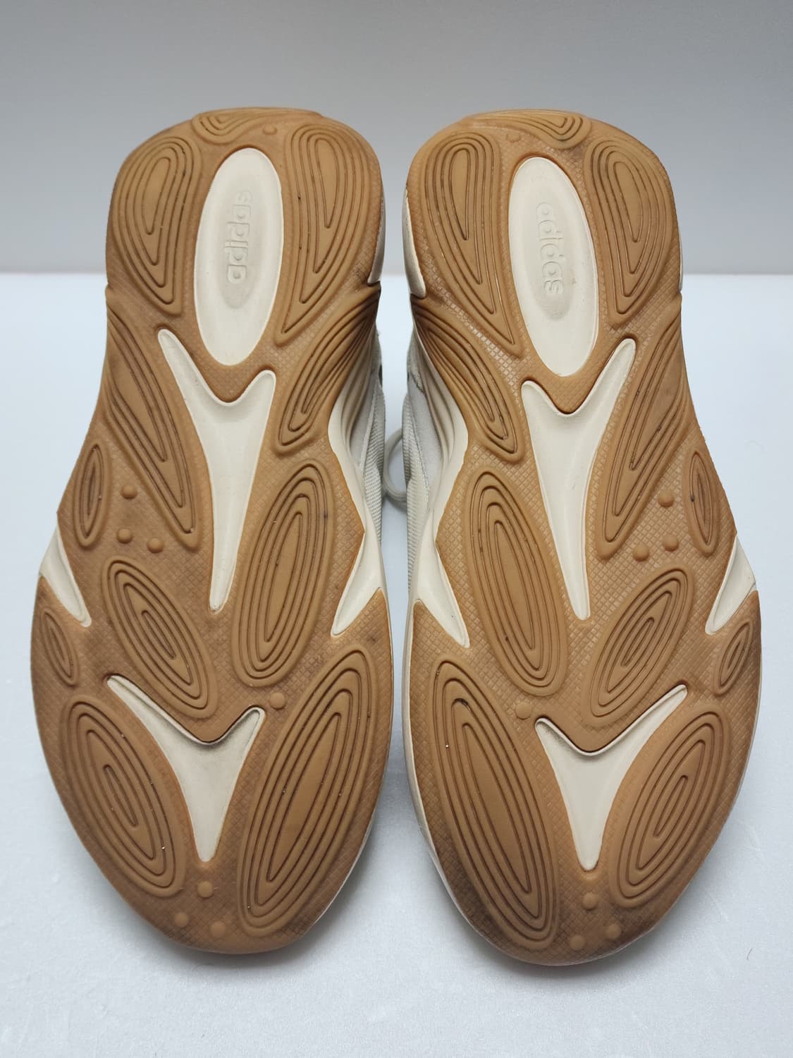 아디다스 아이보리 운동화 250mm 상품이미지4