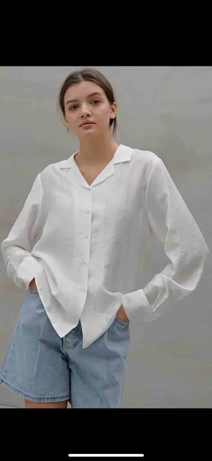 랭5 LUNA NOTCHED COLLAR SATIN SHIRTS 상품이미지3