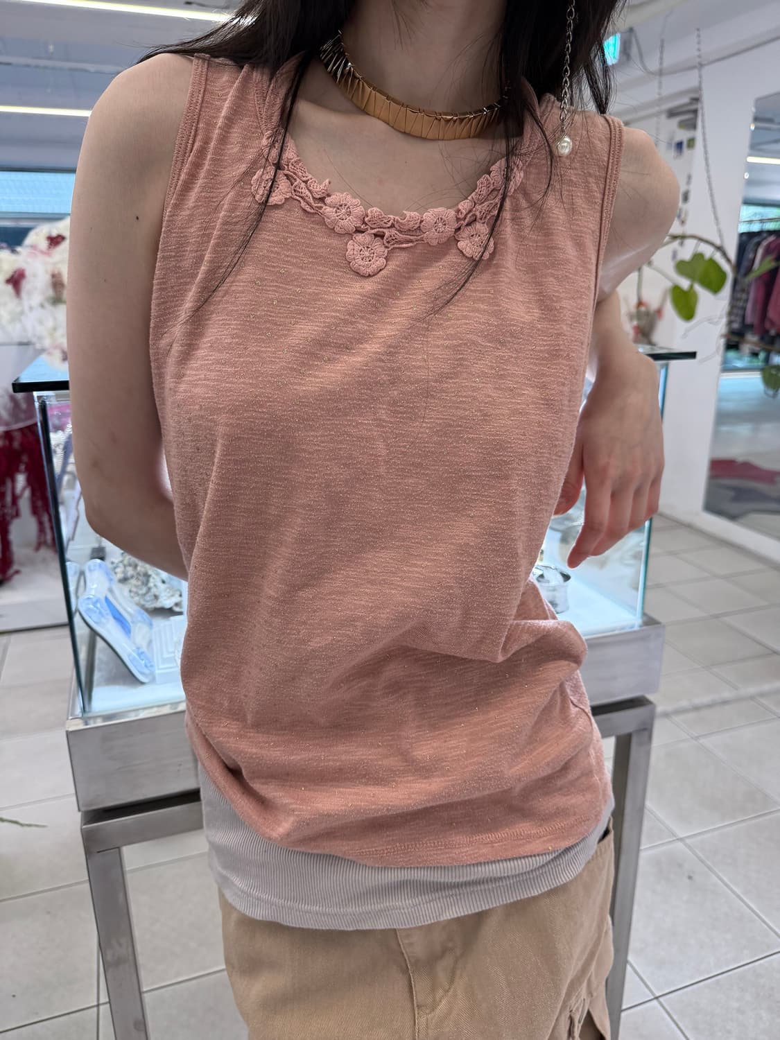 gold dots tank top 상품이미지1