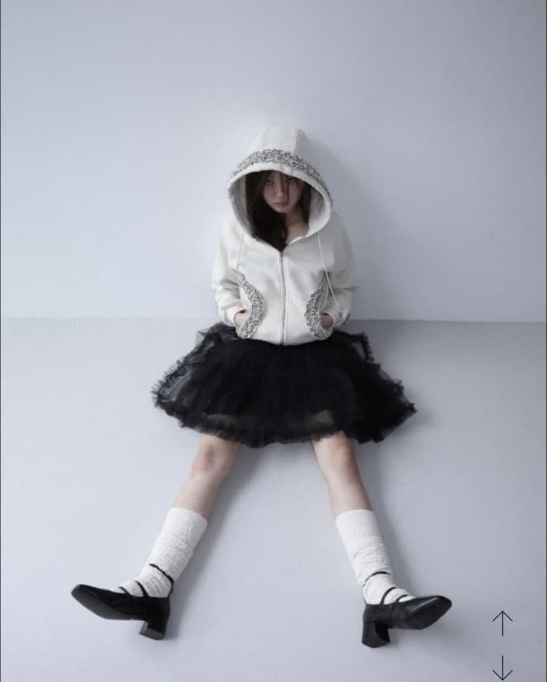 클라따 프릴 후드집업 아이보리 (기모) 상품이미지3