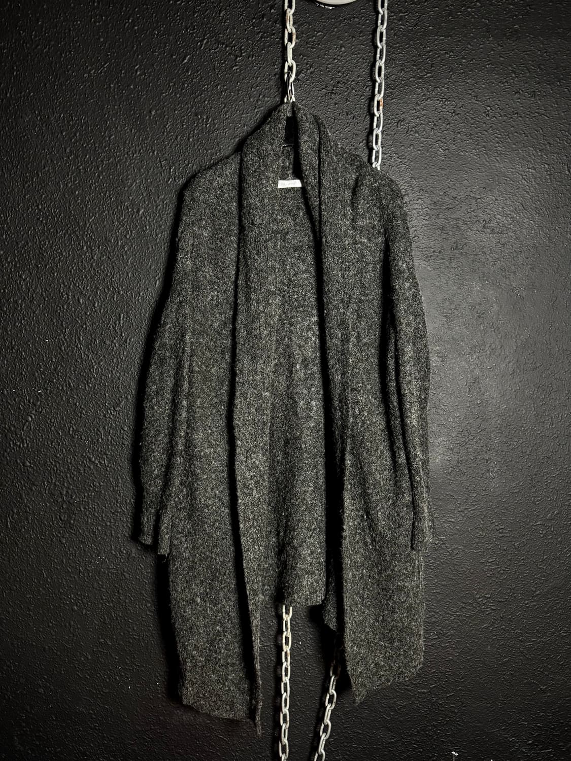 DoCLASSE – Charcoal Draped Knit Cardigan 상품이미지1