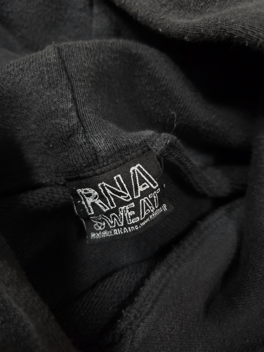 RNA 차콜 그레이 러기드 후드 티셔츠 상품이미지9