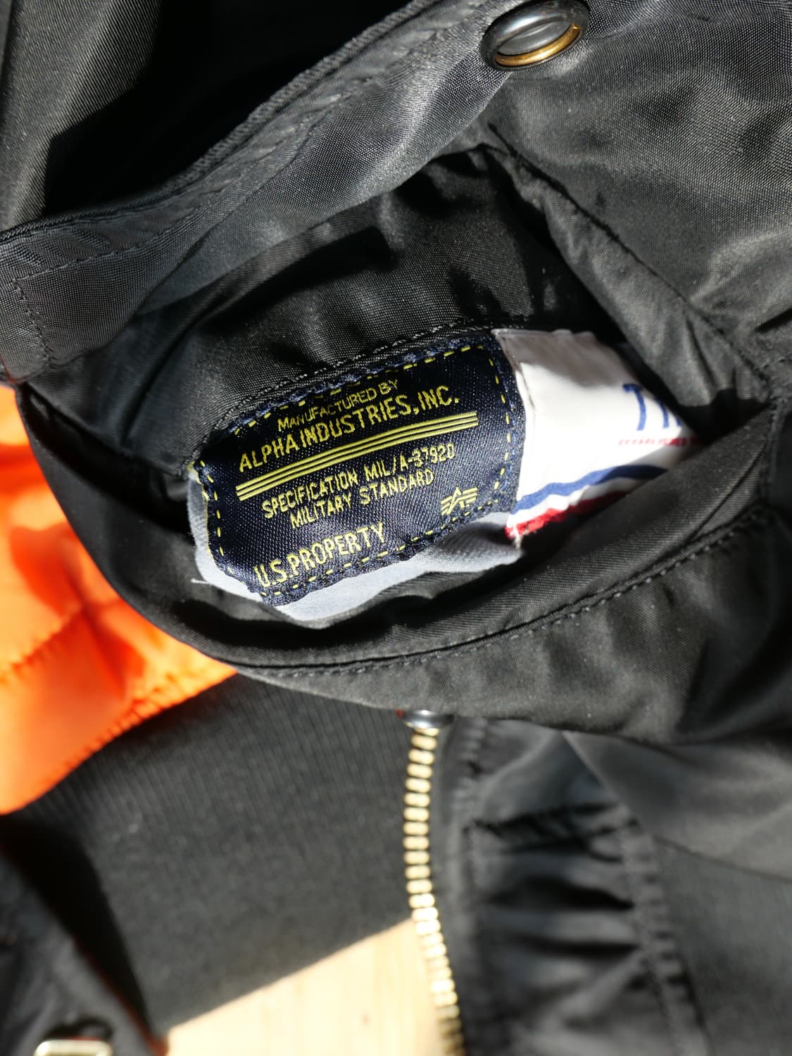 [알파인더스트리 × TNA] 리버서블 MA-1 항공점퍼 상품이미지6