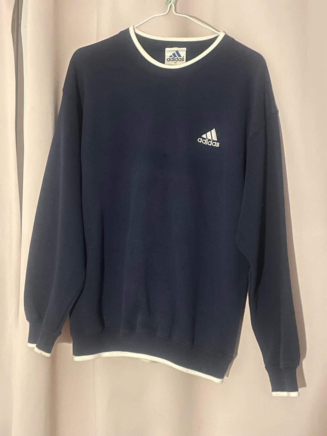 아디다스 네이비 라인 맨투맨 상품이미지1