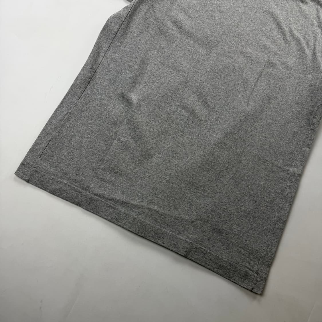 사카이 GREY 반팔 티셔츠 상품이미지8