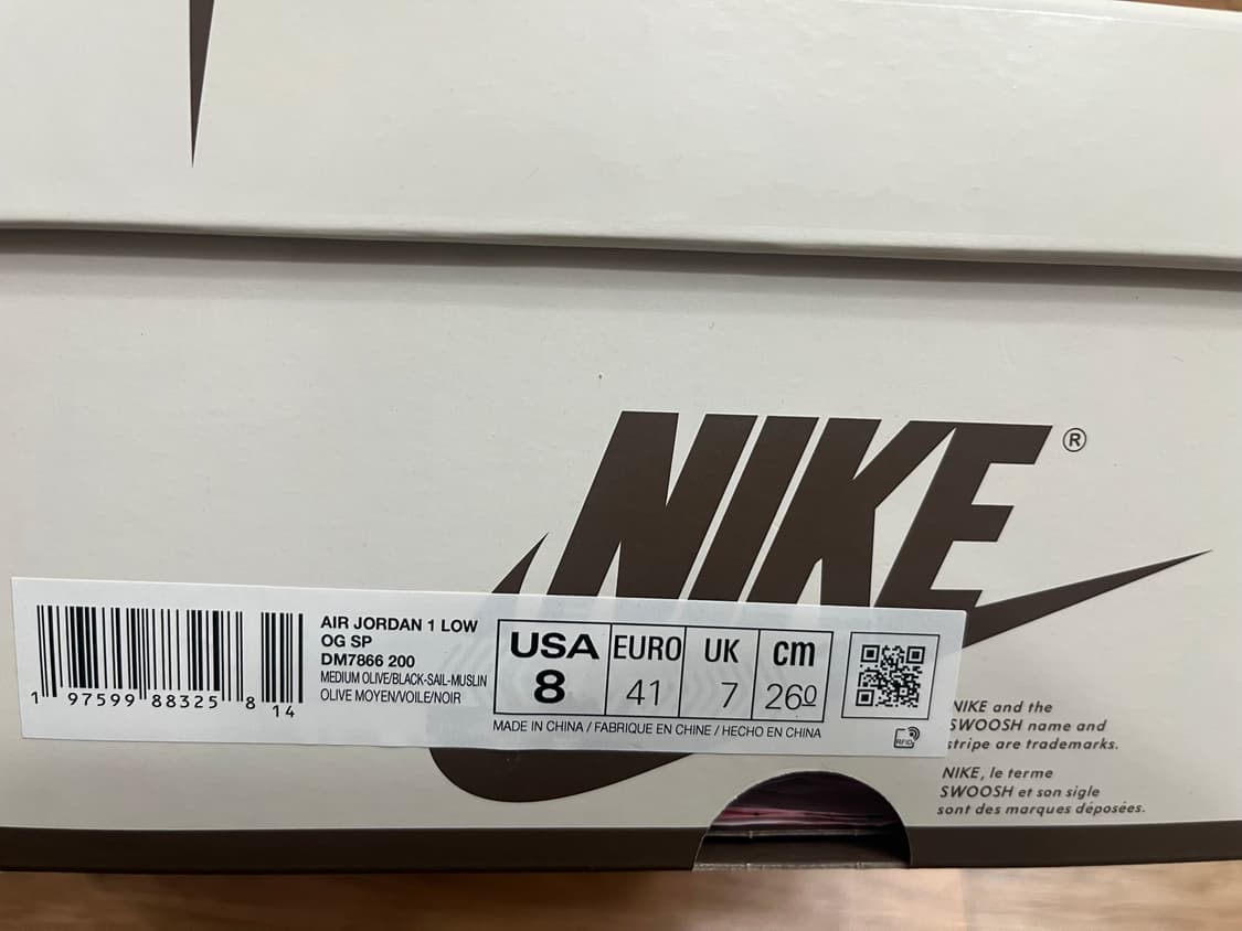 ( 260 ) 조던1 X 트레비스 스캇 레트로 로우OG 리버스 올리브 상품이미지8