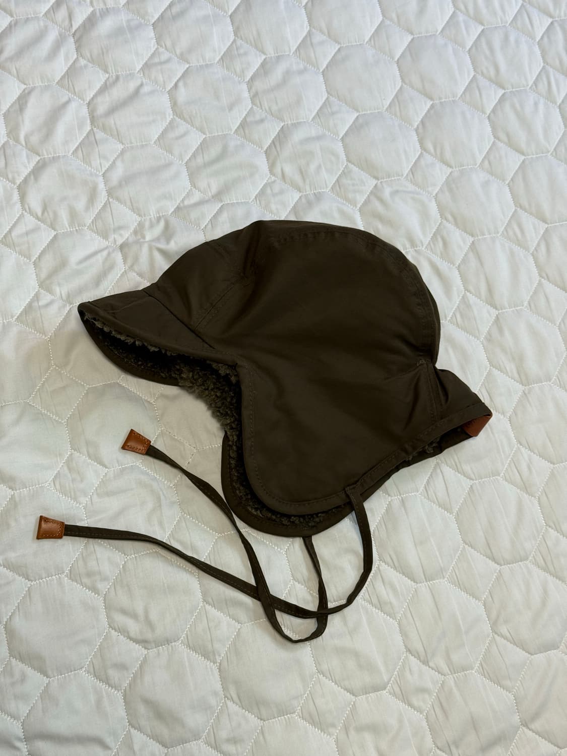 캐피디자인 리버시블 트루퍼햇 카키 상품이미지1