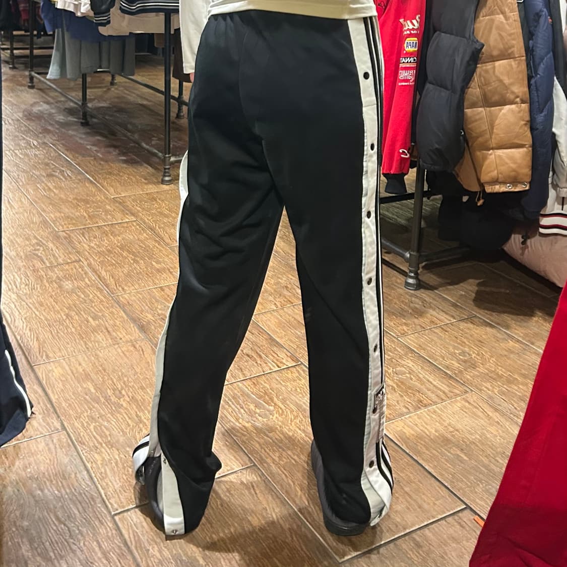 [HI] 아디다스 사이드라인 트랙 팬츠 블랙 상품이미지4