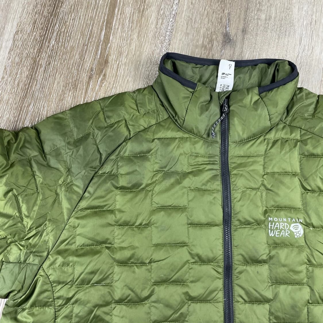 마운틴하드웨어 테메스칼보르즈 경량패딩 라이트 캑터스 상품이미지9