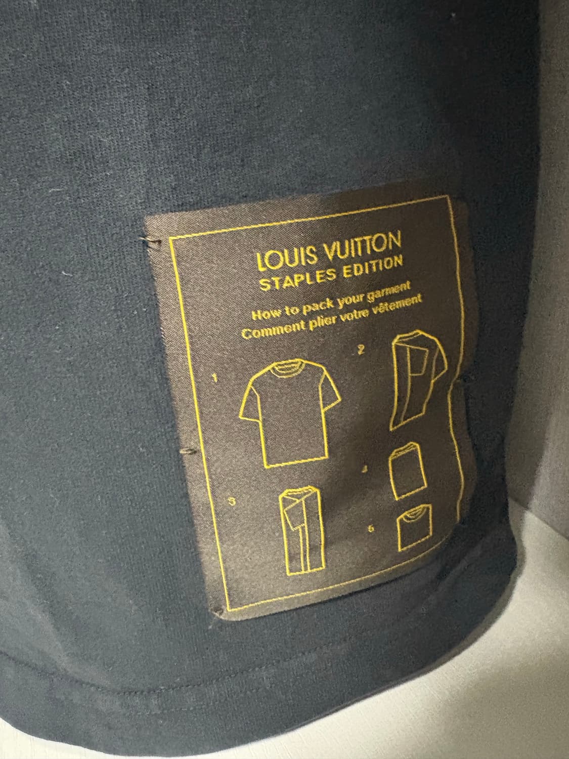 루이비통 스테이플 에디션 반팔 티셔츠 백화점판 상품이미지2