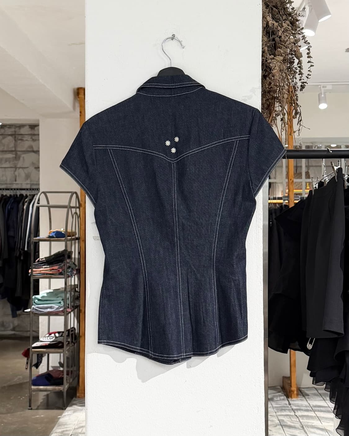 에스카다 진청 데이지 자수 데님 하프 슬리브 셔츠 상품이미지6