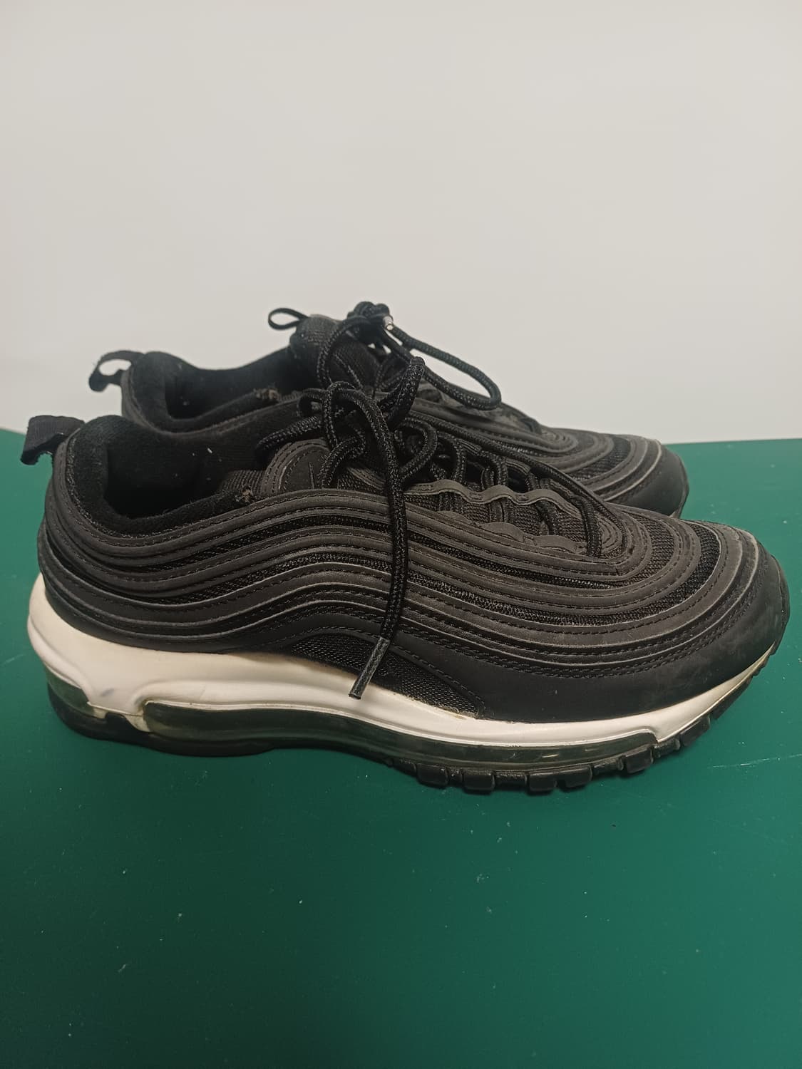 나이키 에어맥스 97 트리플 블랙 (235mm) 상품이미지3