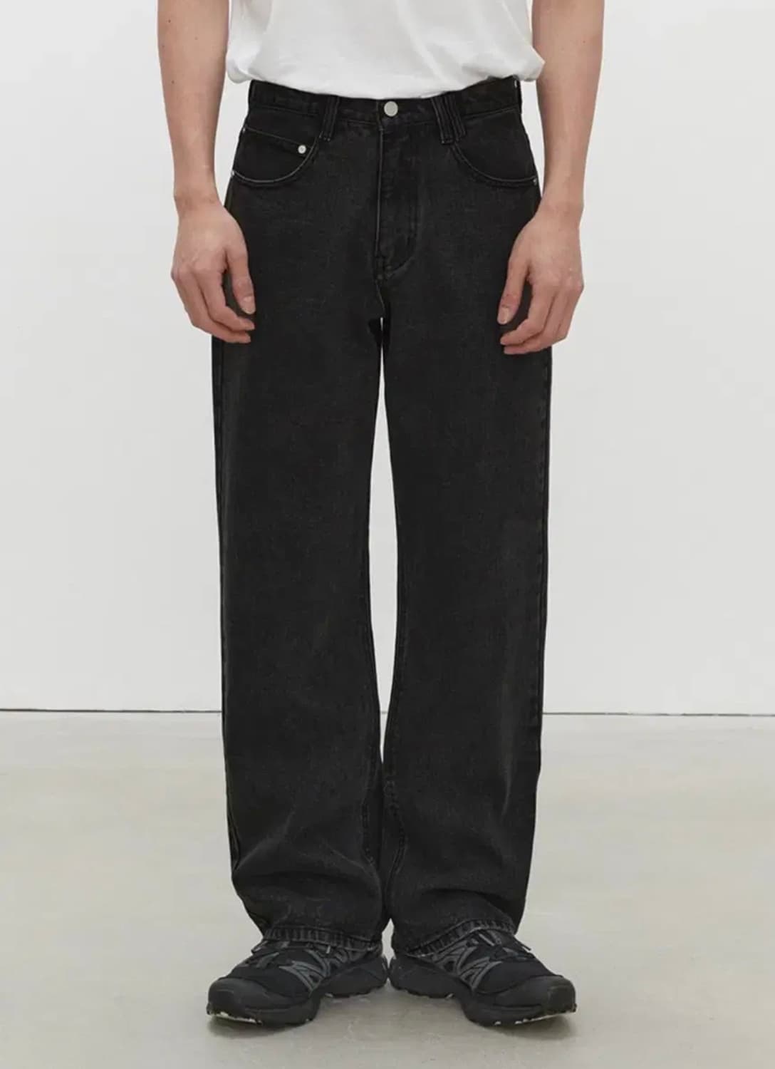 [새상품] 데케트 미드 라이즈 진 STNBlack 28size 상품이미지1