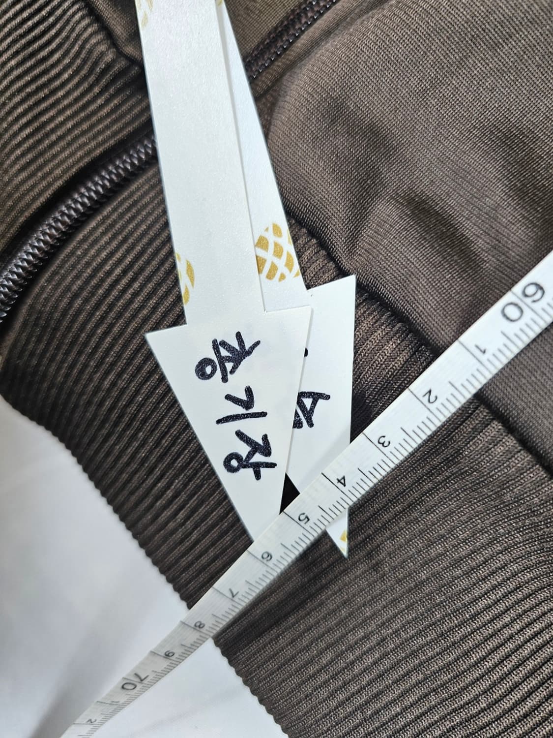 아디다스브라운져지 상품이미지4