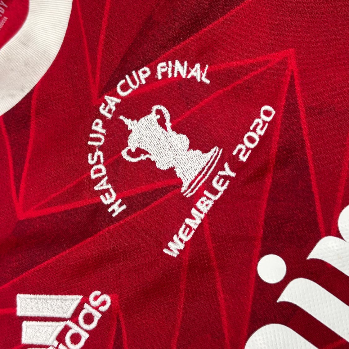 아디다스 20 21 아스날 자카 유니폼 상품이미지5