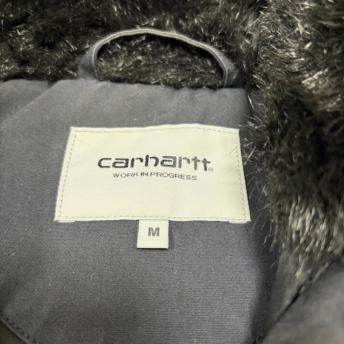 칼하트 트래퍼 파카  상품이미지3