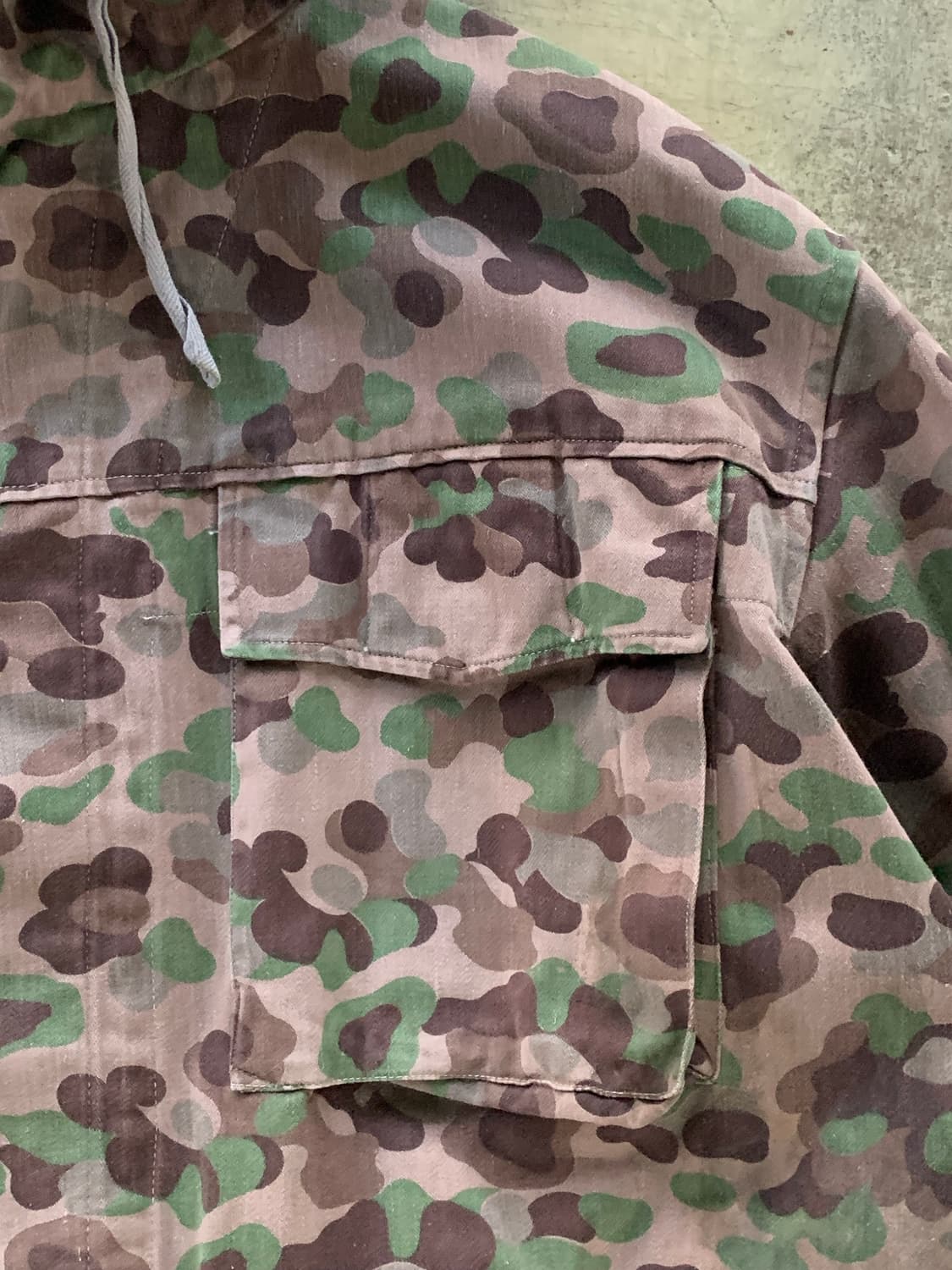 60s 오스트리아 군 KAZ57 피 도트 카모 피시테일 파카 후기형 상품이미지4